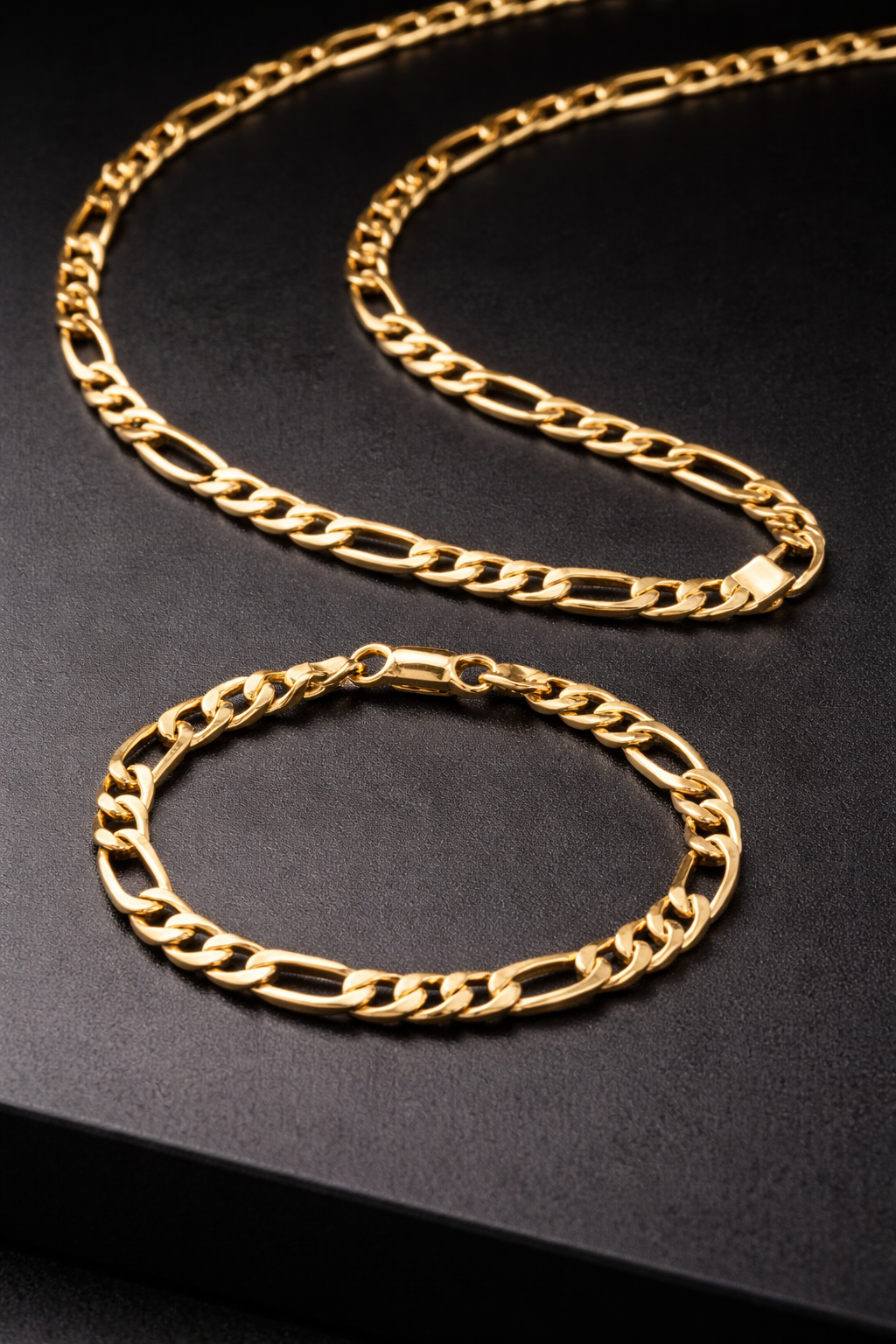 Combo Cadena & Pulso Cartier 18K